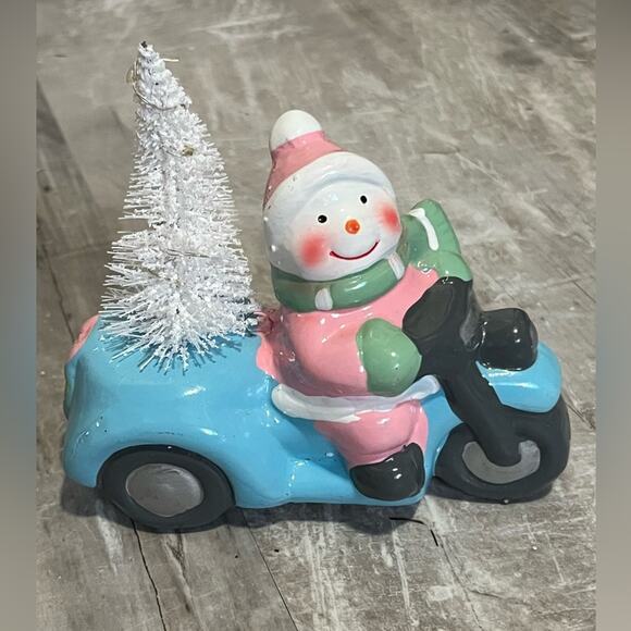 Snowman Christmas ornaments and decor bundle - Picture 2 of 11